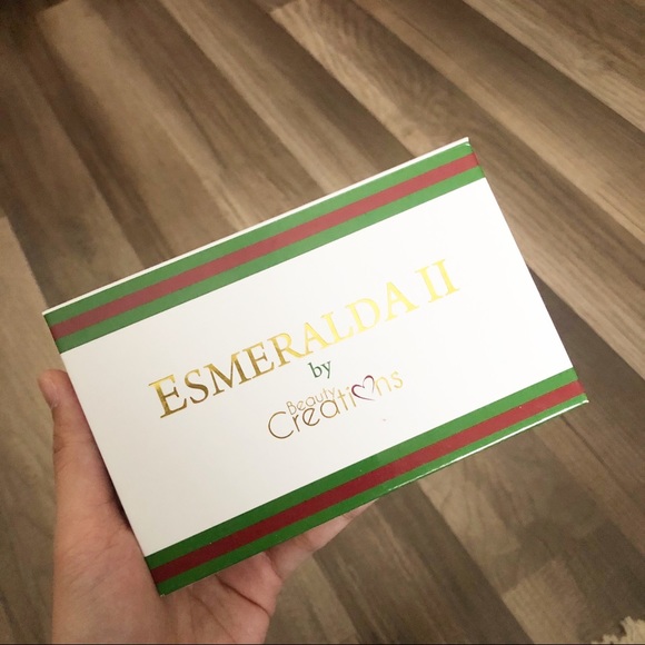 Beauty Creations | Esmeralda II Eyeshadow Palette - Picture 2 of 4